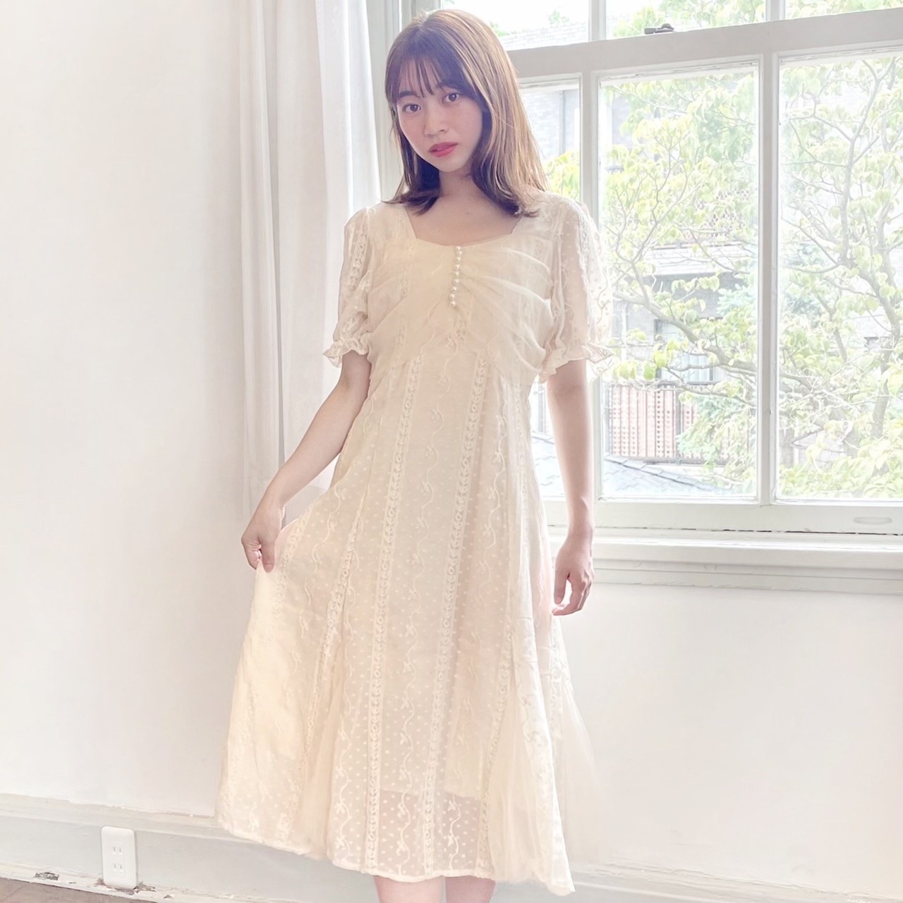 Fluffy チュールドッキングワンピース Feellie