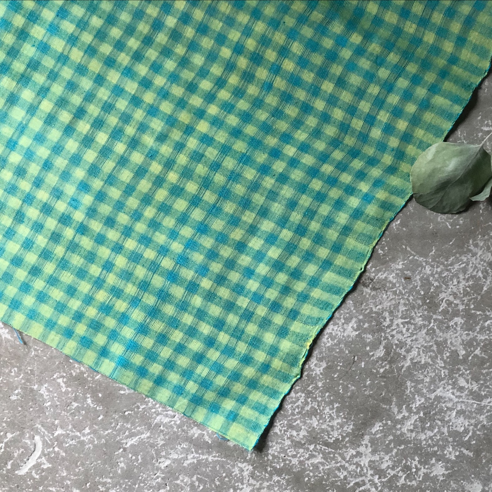 インドの布 ウィービング チェック 黄緑 青 Handloom 手織り Mulaセレクト Heirloom エアルーム Clothing Fabrics