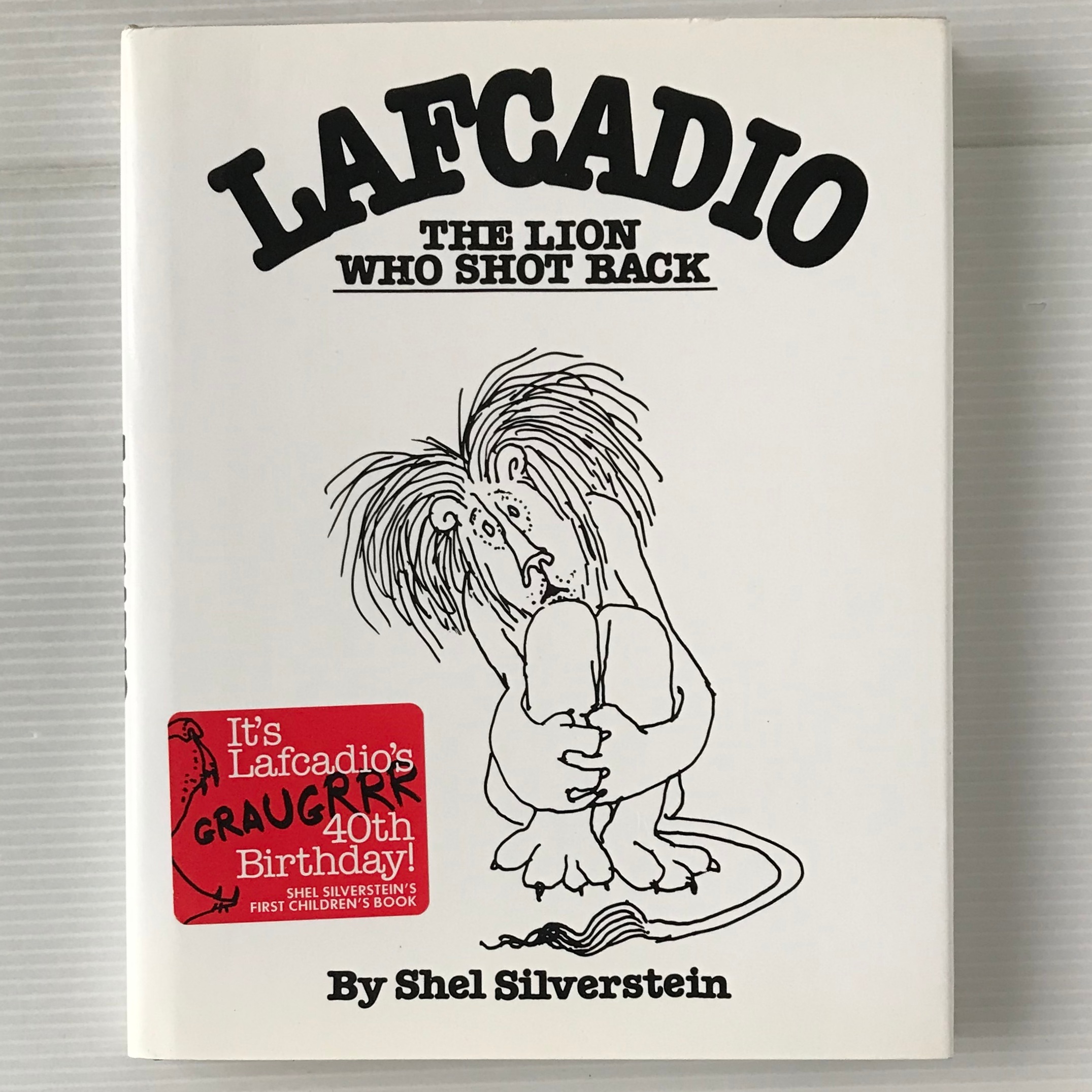 Lafcadio The Lion Who Shot Back 人間になりかけたライオン Shel Silverstein 古書店 リブロスムンド Librosmundo