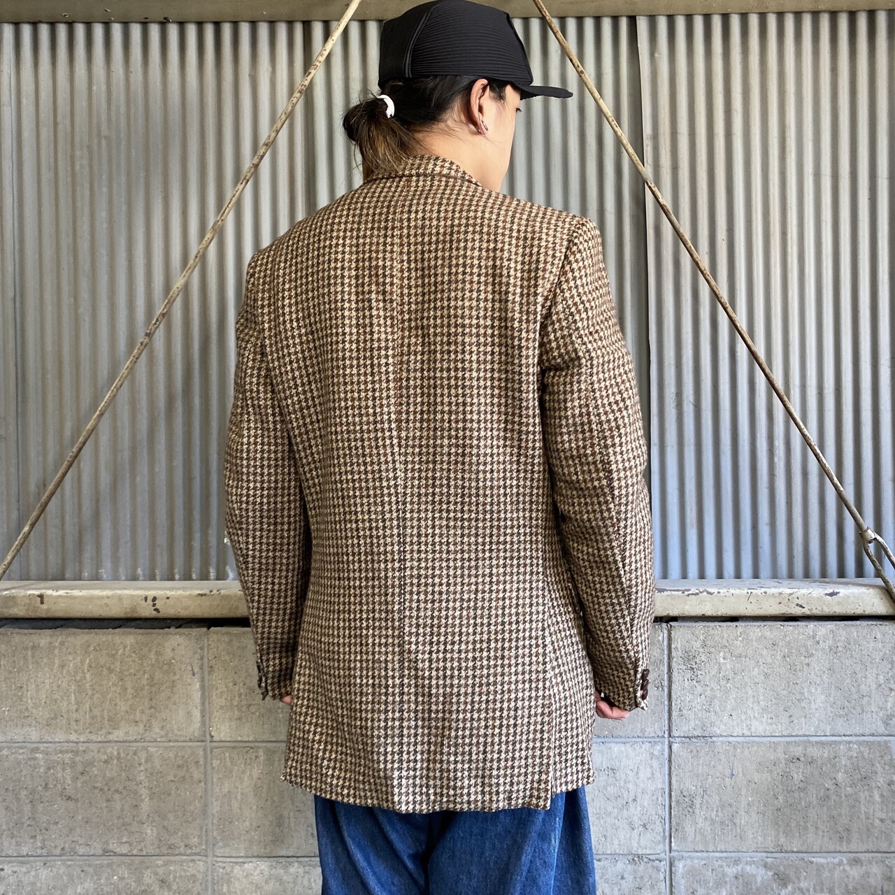 80年代 ビンテージ 英国製 Harris Tweed ハリスツイード St Michael セントミカエル ウールテーラードジャケット メンズl相当 古着 80s ヴィンテージ ライトウェイト ヘリンボーン 2b ブラウン系 茶色 肩パッド入り ブルゾン ジャケット Sa30 Cave 古着屋 公式