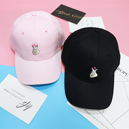 送料無料 New かわいい 指ハート キャップ オルチャン コリアスタイル カーブ 帽子 Cap ダンス衣装 メンズ レディースアパレル通販 派手 個性的 Hiphop ヒップホップ 原宿系 男女兼用 韓国 ファッション K Pop おるちゃん 16春夏 フリーサイズ Cap