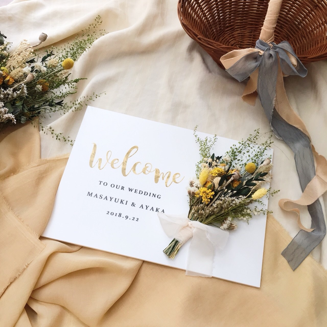 ゴールドロゴ スワッグブーケ付き 横型ウェルカムボード 花束 リース ウェディング Diy Store Pbw