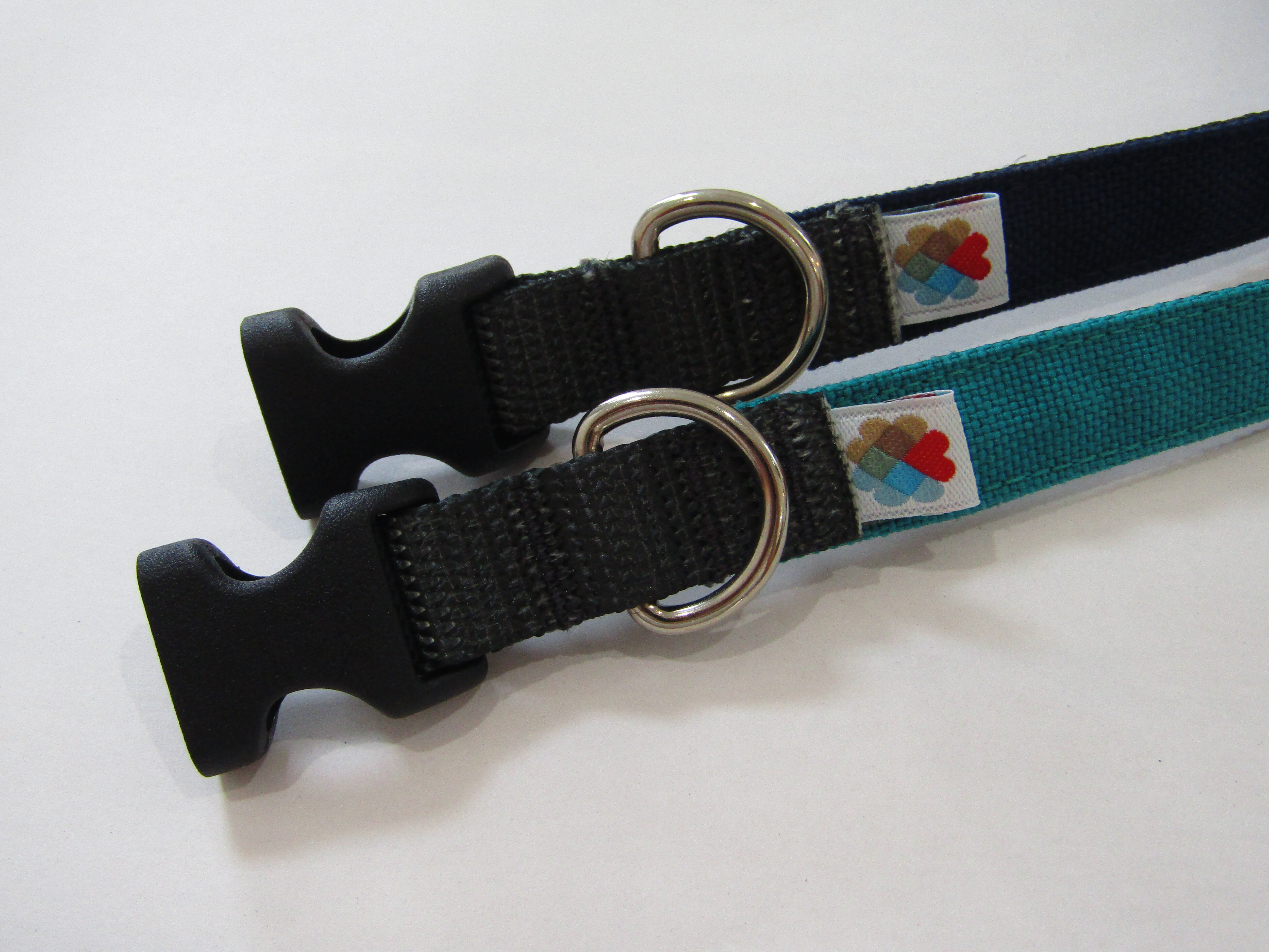 ドッグ首輪 各色 Newカラー Sサイズ シンプルシリーズ仲間入り 映えるターコイズとしっかりネイビーで男の子にも女の子にも ハワイ 首輪 株式会社hygge