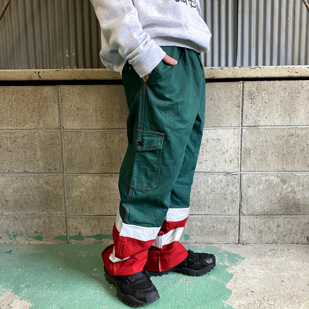 Conf Ar コットンツイル カーゴポケット リフレクター バイカラー ユーロワークパンツ メンズw34 古着 カラーパンツ グリーン レッド 緑色 赤色 ワークパンツ Al2109 Cave 古着屋 公式 古着通販サイト