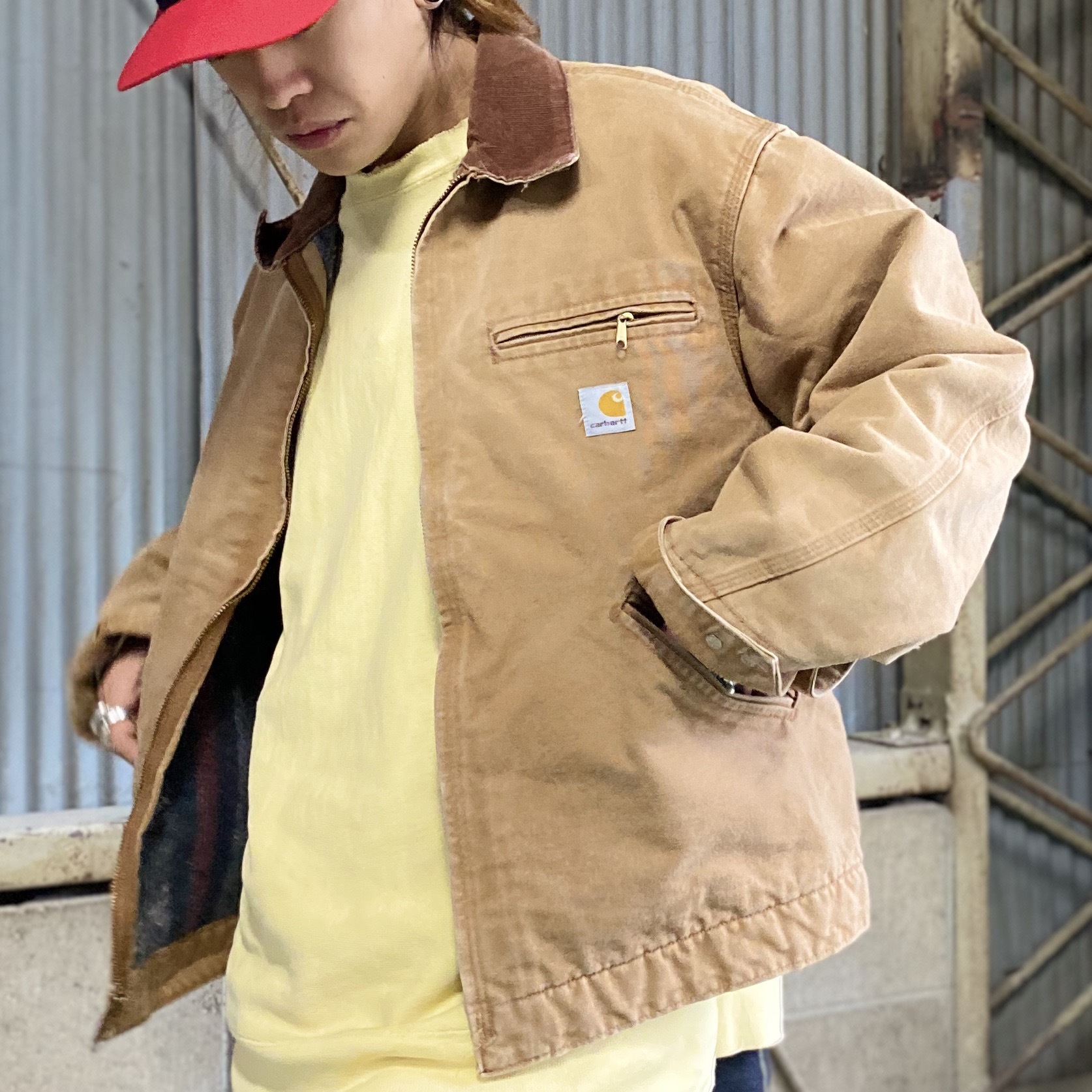 【carhartt】 カーハート　デトロイトジャケット S02全体的な状態はいかがでしょうか