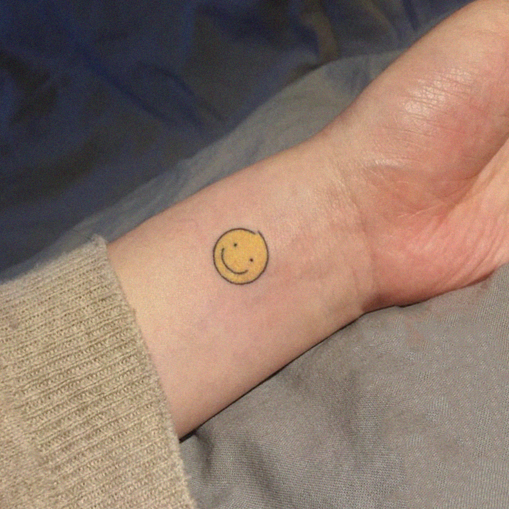 手書き風ニコちゃんタトゥーステッカー Wanderlust Club 海外 雑貨 文具 クリエーターグッズセレクトショップ