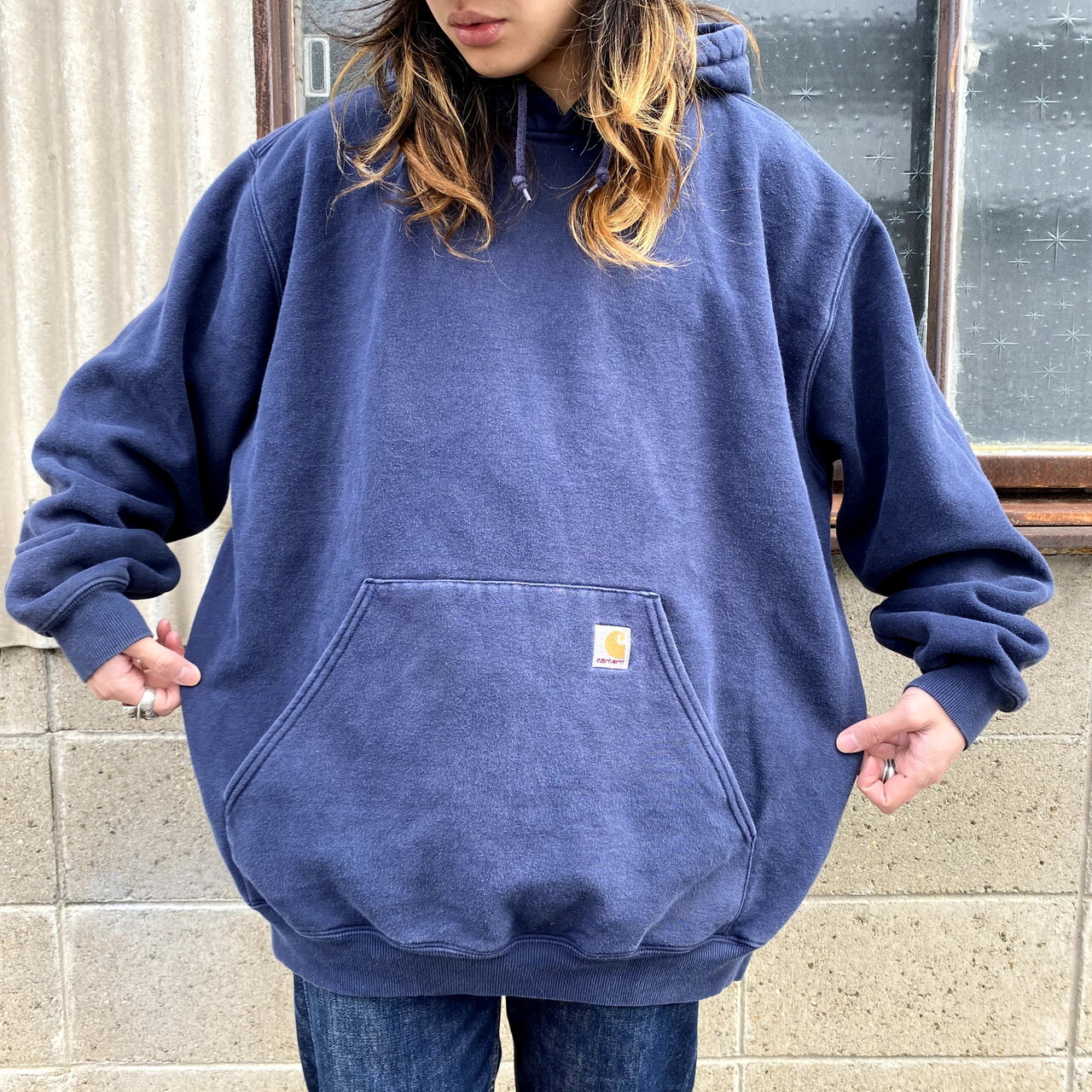 Carhartt カーハート ワンポイントロゴ プルオーバーパーカー メンズxl 古着 スウェットパーカー ネイビー 紺色 パーカー Cave 古着屋 公式 古着通販サイト