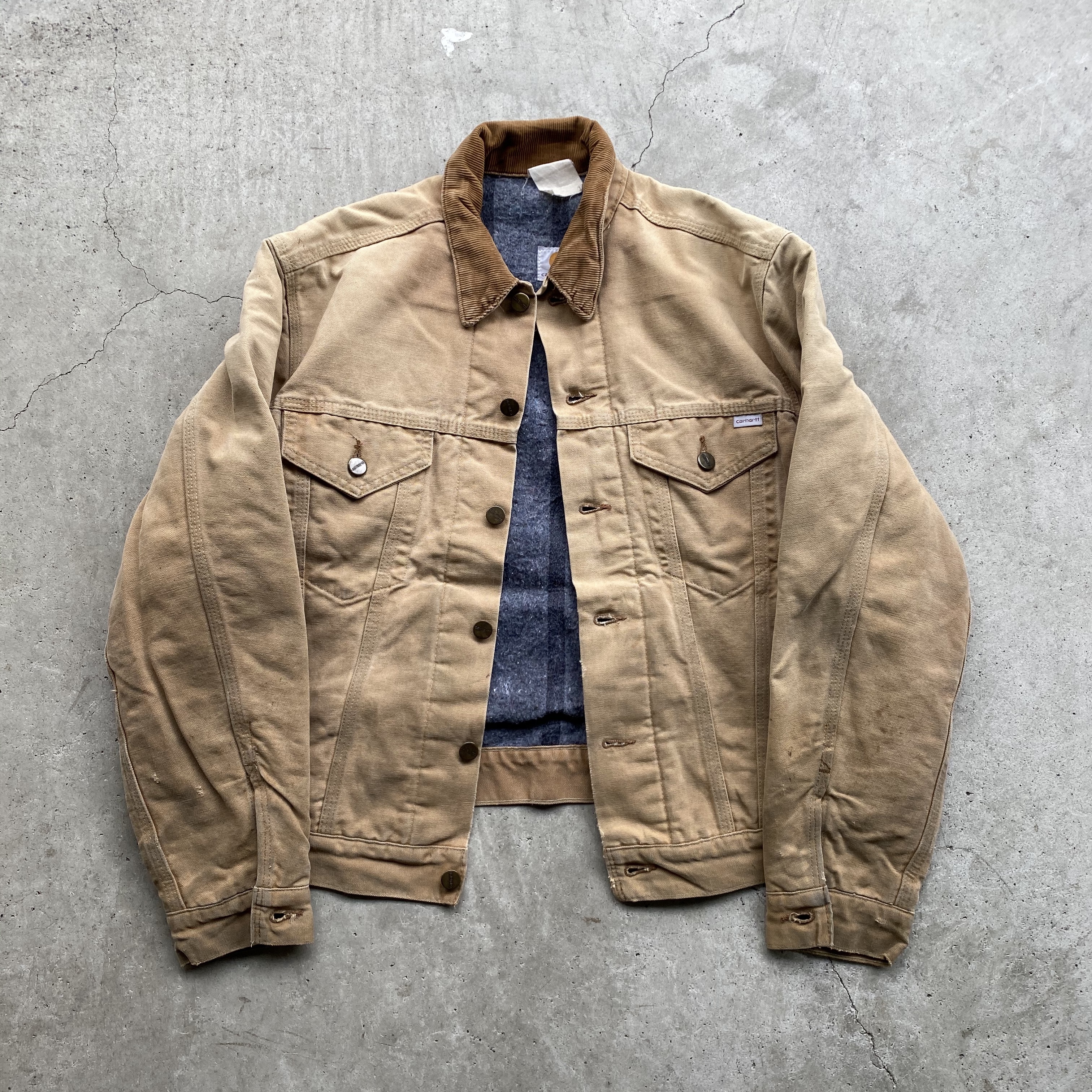 人気絶頂 入手困難 Carhartt カーハート ブランケット裏地 ジャケット 流行に Www Premiervbleague Com