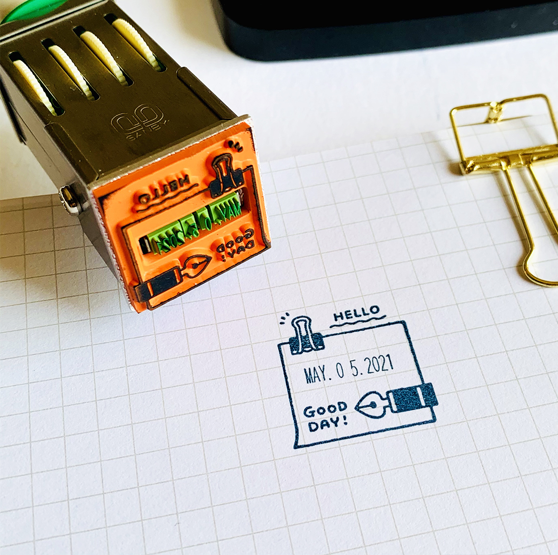 ｅｒｉｃ 日付印 Mサイズ パピアプラッツbase店