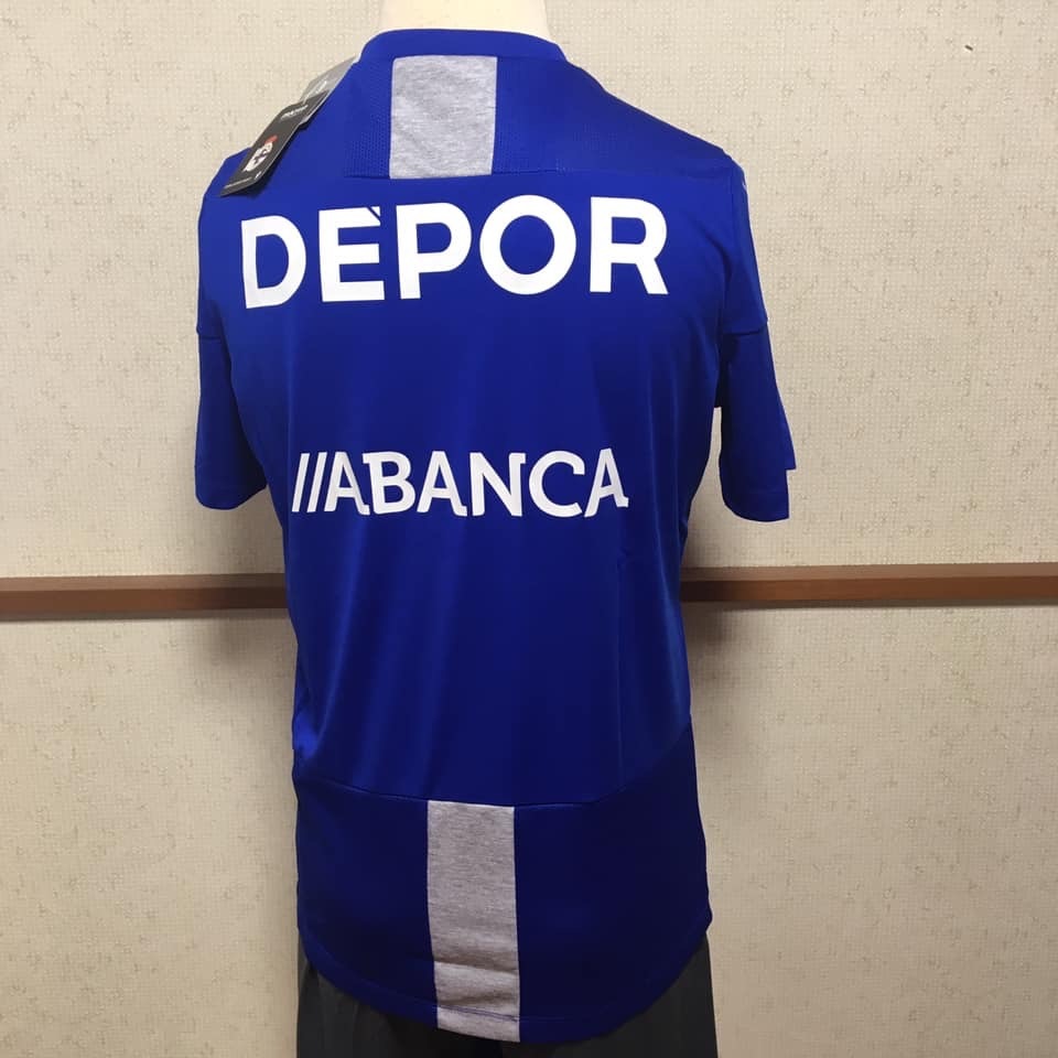 デポルティーボ ラ コルーニャ ユニフォーム トレーニングウェア サッカー 柴崎岳 マクロン Macron Freak スポーツウェア通販 海外ブランド 日本国内未入荷 海外直輸入