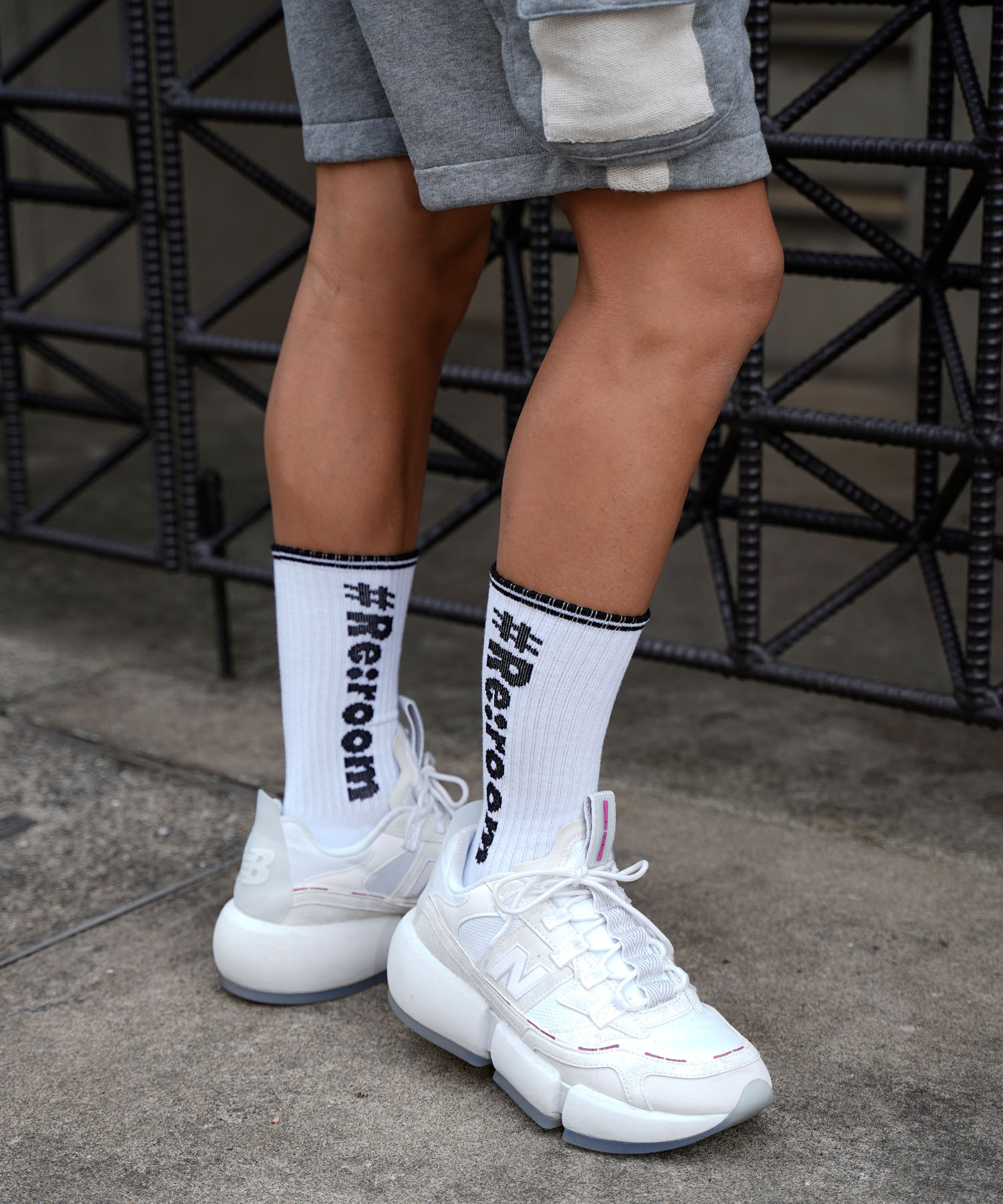 Re Room Logo Line Socks Reg139 Re Room リルーム