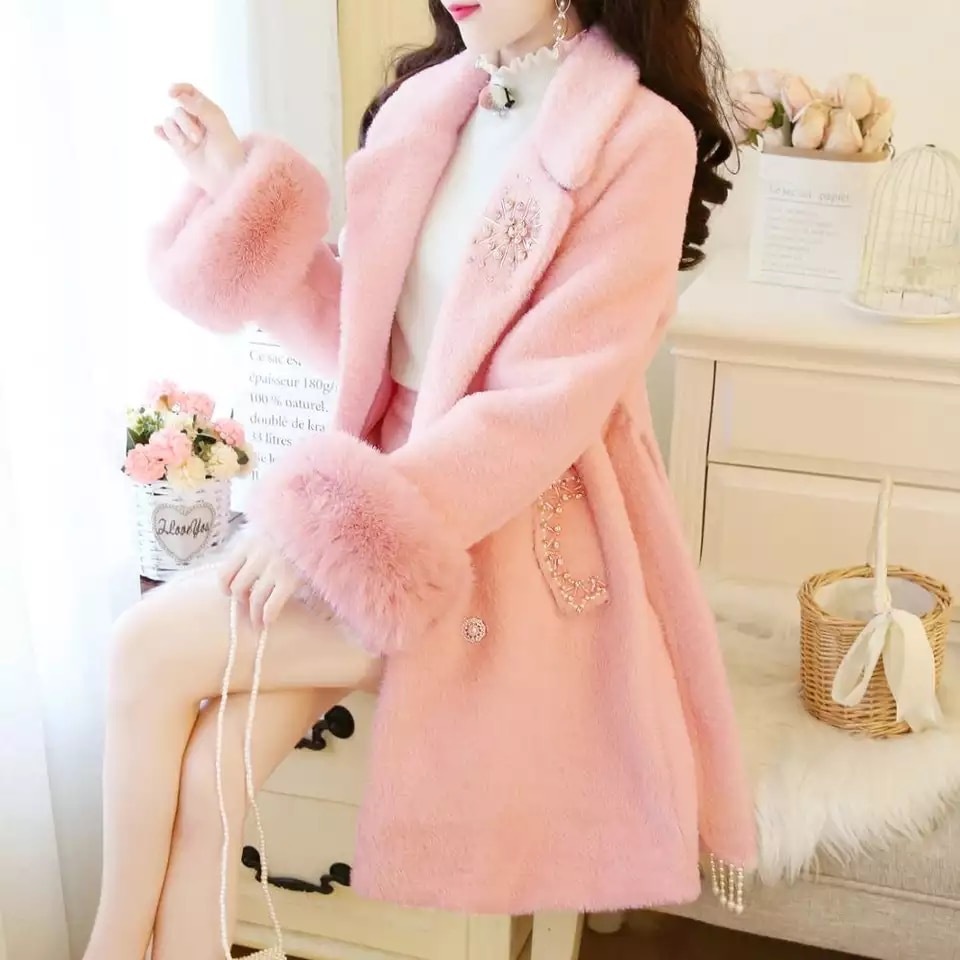 送料無料 もこもこビーズ刺繍コート ピンク ホワイト もこもこ ビーズ 刺繍 コート 上品 優雅 エレガント レディース おしゃれ ファッション Glavie