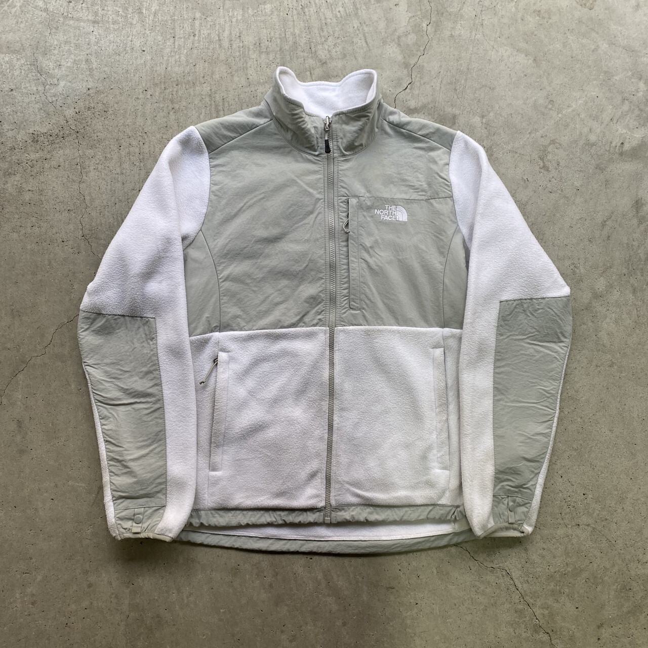 Ladies The North Face ザ ノースフェイス デナリジャケット ナイロンxフリースジャケット レディースxl相当 古着 ホワイト 白 ライトグレー Polartec アウトドアジャケット ブルゾン ジャケット Sa50 Al Cave 古着屋 公式 古着通販サイト 8 31まで