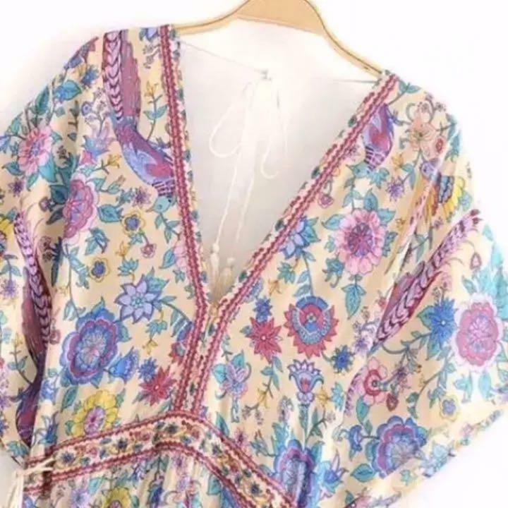 即発 Sale ボヘミアン ワンピース 花柄 マキシ ロング丈 Vネック リゾート 流行オルチャンファッション 人気のプチプラ韓国レディースファッション新作通販 Aliceholly
