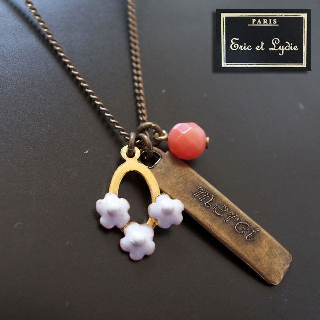 大切な人にありがとうを贈ろう Merci メッセージネックレス Eric Et Lydie 想いが伝わる アクセサリーショップ Bon Marche ボン マルシェ