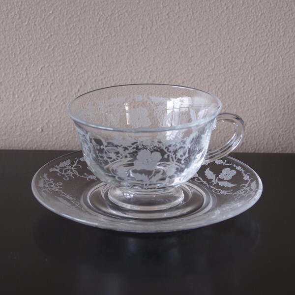 Fostoria フォストリア Shirley シャーリー ガラス ティーカップ ソーサー 1 5 アメリカ製 ヴィンテージ 食器 アンティーク レトロ エッチング Flohmarkt フローマルクト