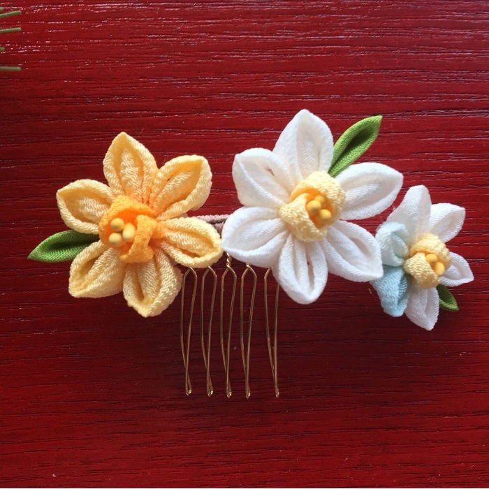 早春を告げる 水仙の花髪飾り 創作和小物 和秀