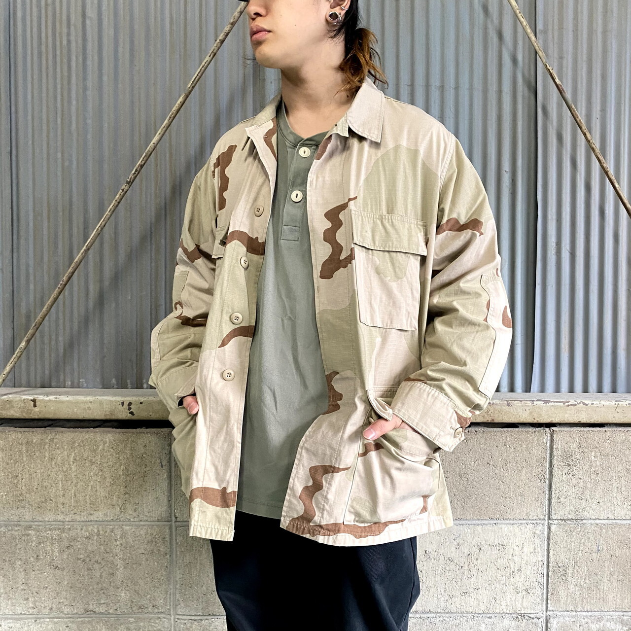 03年納品 米軍実品 デザートカモ uジャケット Usa製 Medium Regular メンズm 古着 ミリタリージャケット 迷彩柄 リップストップ ベージュ ブラウン 茶色 ミリタリージャケット Al Cave 古着屋 公式 古着通販サイト