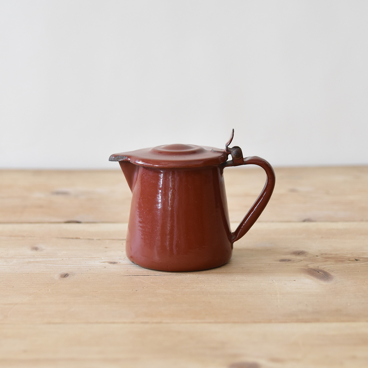 大阪北摂箕面市アンティーク ヴィンテージ家具と雑貨 食器 オブジェ アーコールの専門店 Banse Basic Interiors バンセ