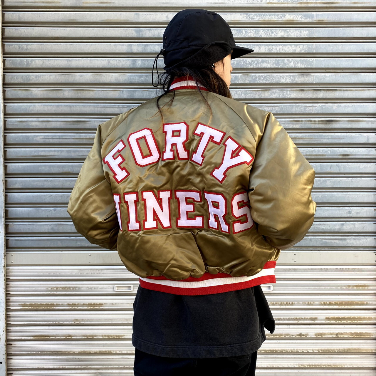 90年代 スターター Nfl 49ers ナイロンスタジャン メンズl 古着 Usa製 Chalk Line サンフランシスコ フォーティナイナーズ ゴールド バックロゴ ワッペン 刺繍 90s ヴィンテージ ビンテージ ナイロンジャケット Cave 古着屋 公式 古着通販サイト