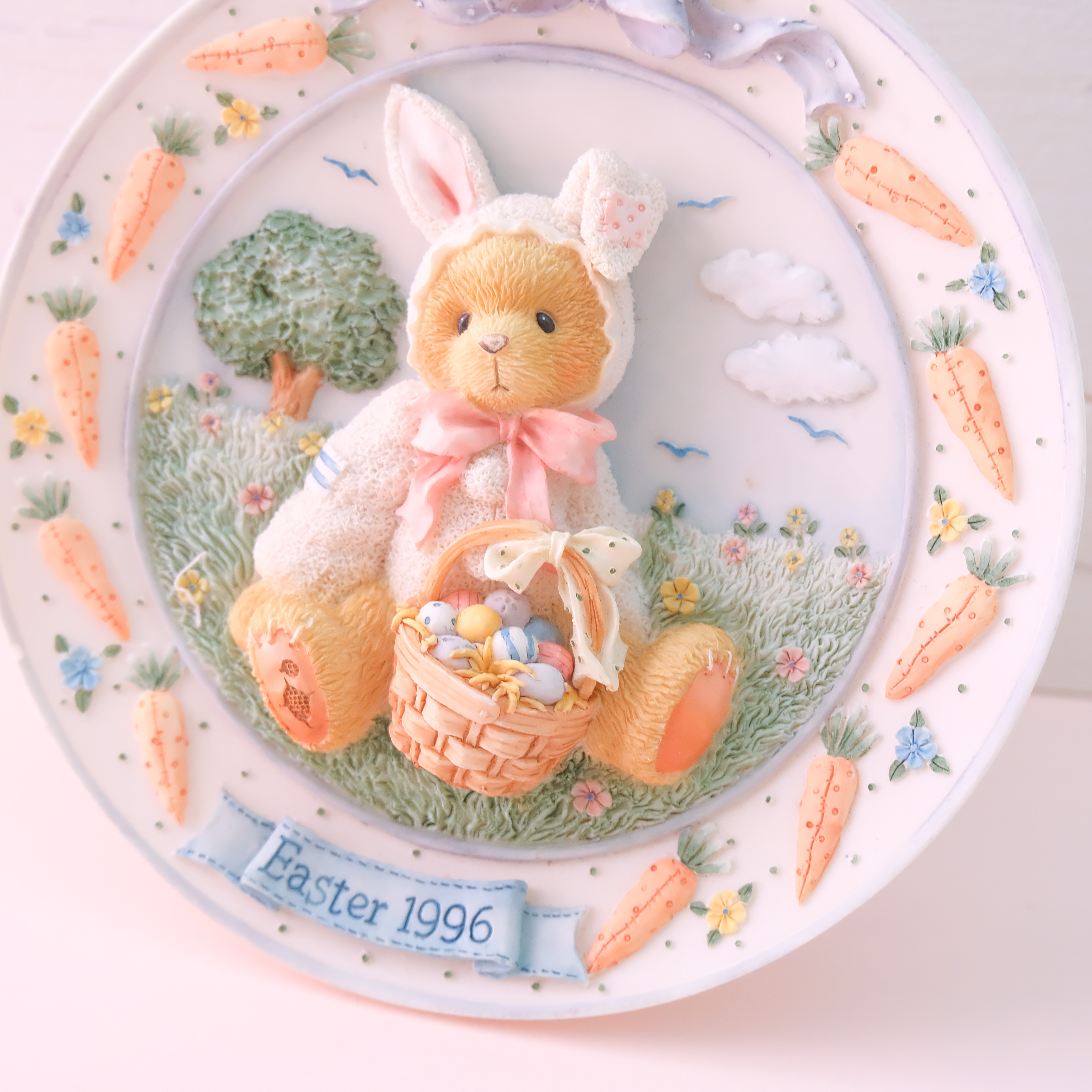Cherished Teddies イースターなくまプレート 壁掛け くまの輸入雑貨とハンドメイドのお店 ぬぬるす