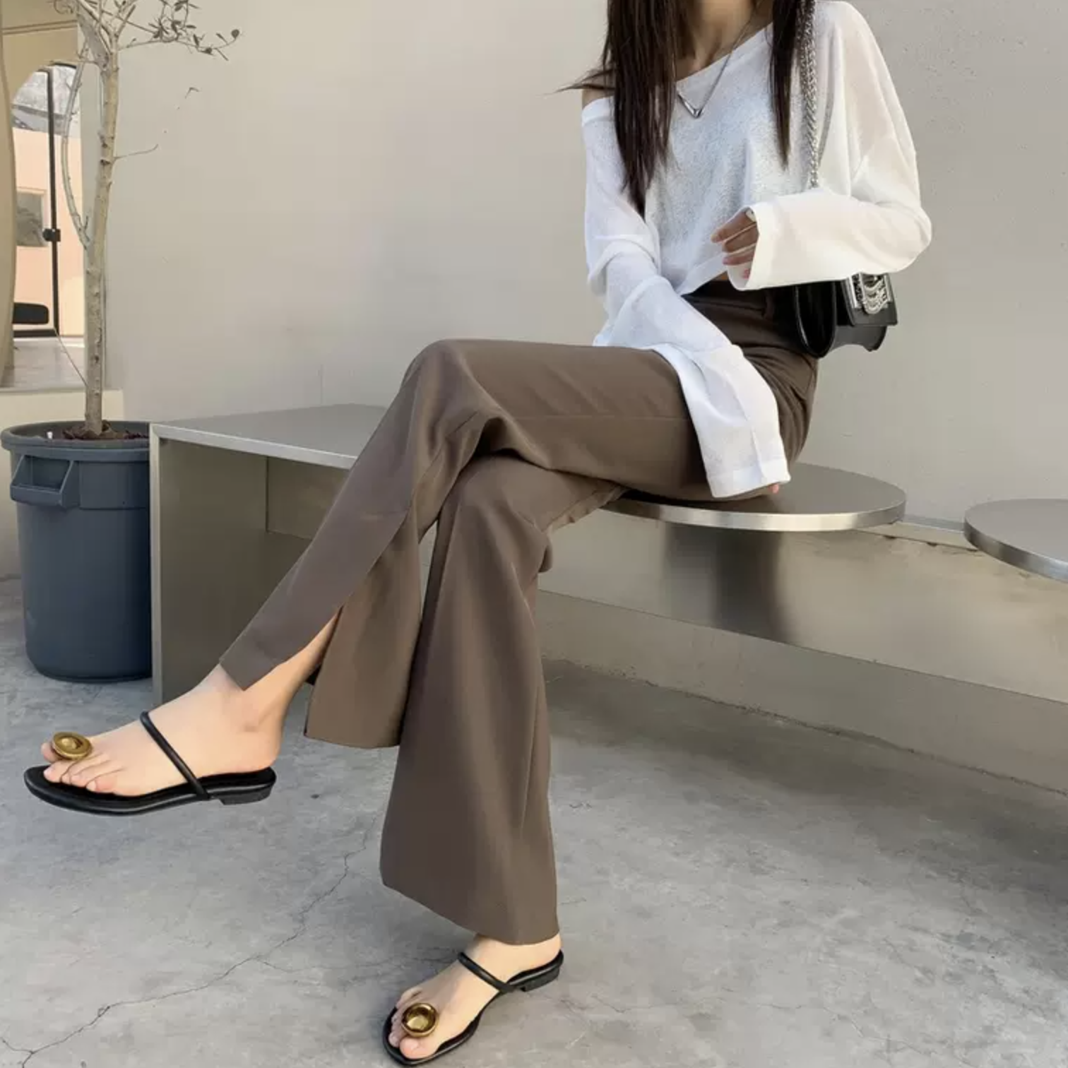 送料無料 脚長効果 センタープレス パンツ ブーツカット 美脚 カジュアル 通勤 ハイウエスト ジッパー Lamitte Deco トレンド 韓国ファッション ショップ