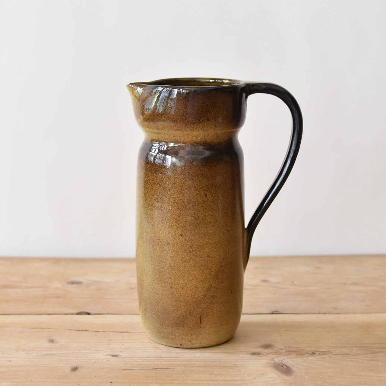 大阪北摂箕面市アンティーク ヴィンテージ家具と雑貨 食器 オブジェ アーコールの専門店 Banse Basic Interiors バンセ