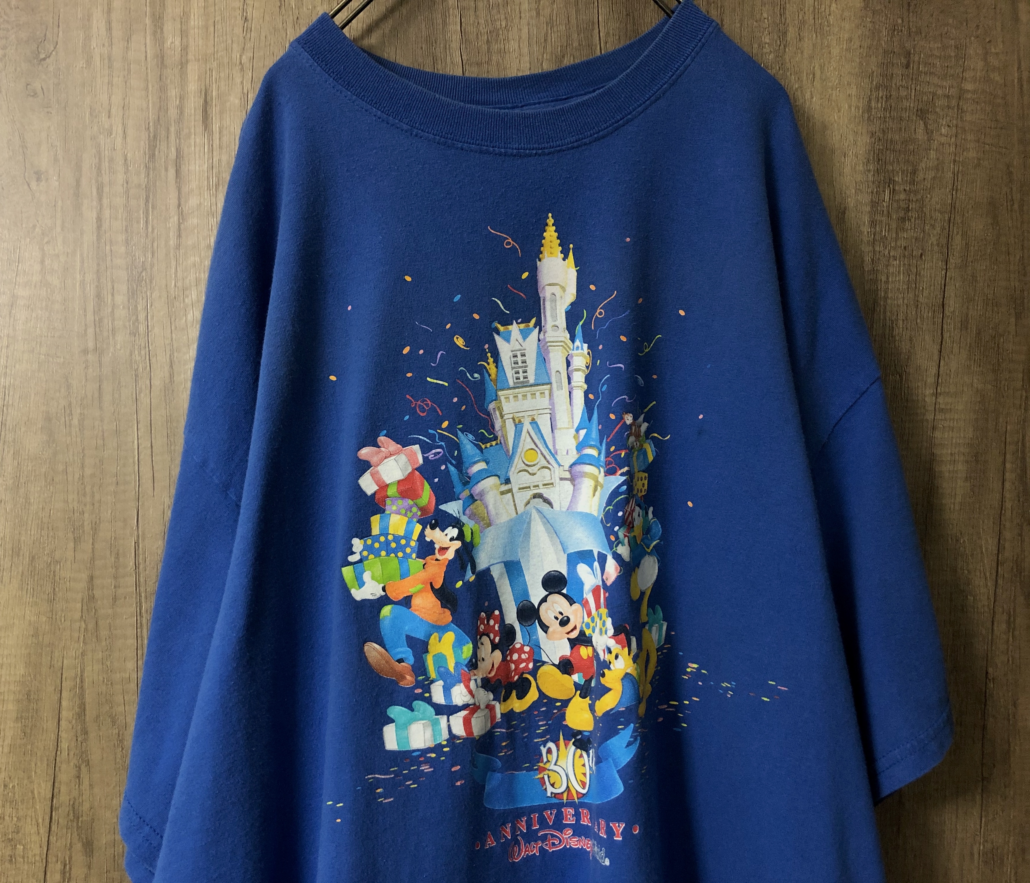 Disney ディズニー Tシャツ 古着 Snnm