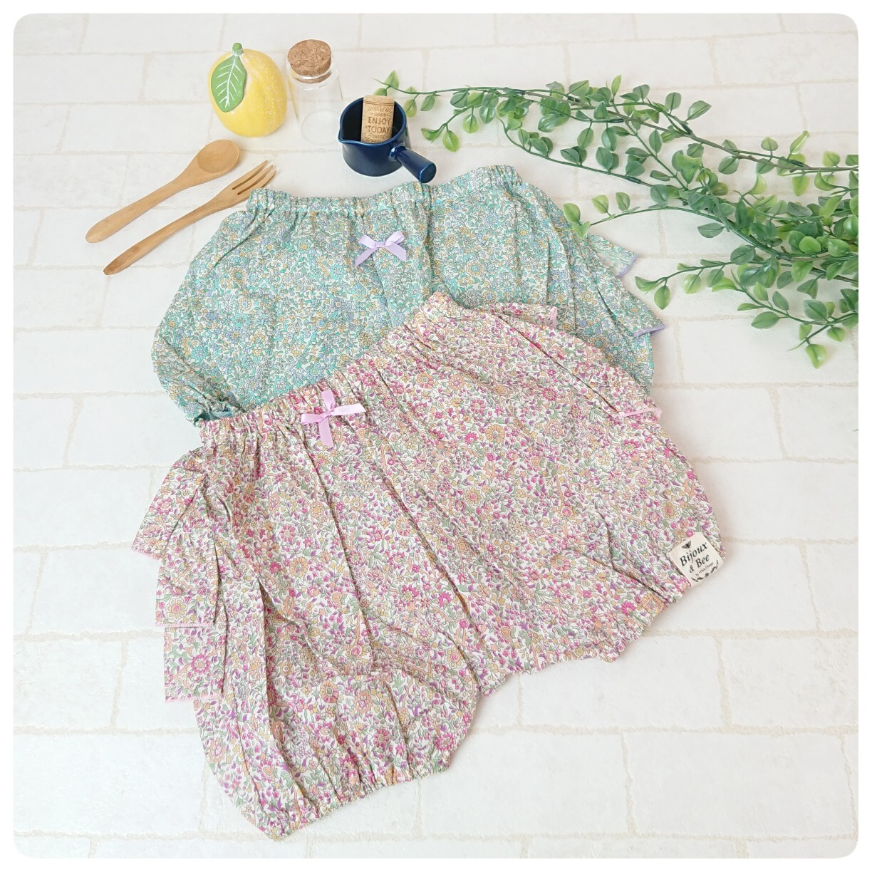 フリルブルマ ビジュー ビー 赤ちゃん ベビーギフト 出産祝い 銀座いさみやオンライン 新生児 ベビー キッズの専門店