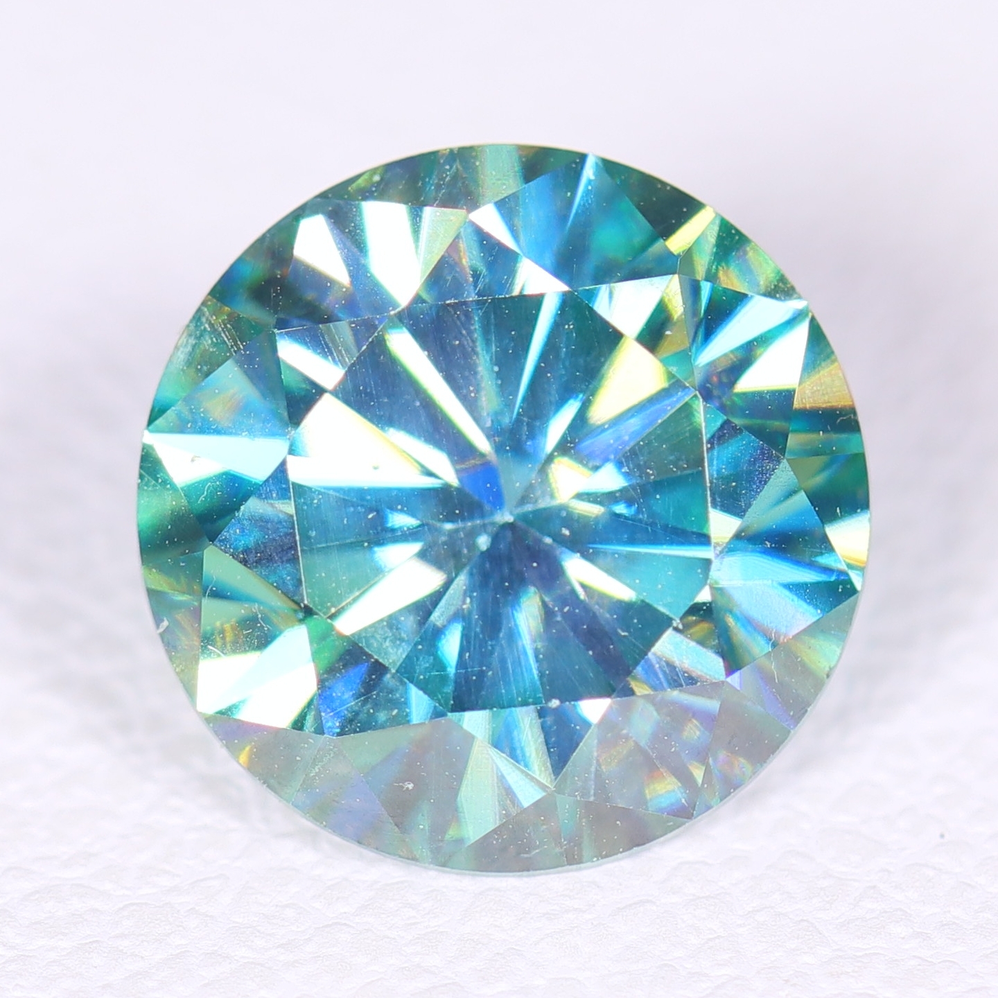 合成モアッサナイト 2 25ct 人工宝石 386 Gordan Gems