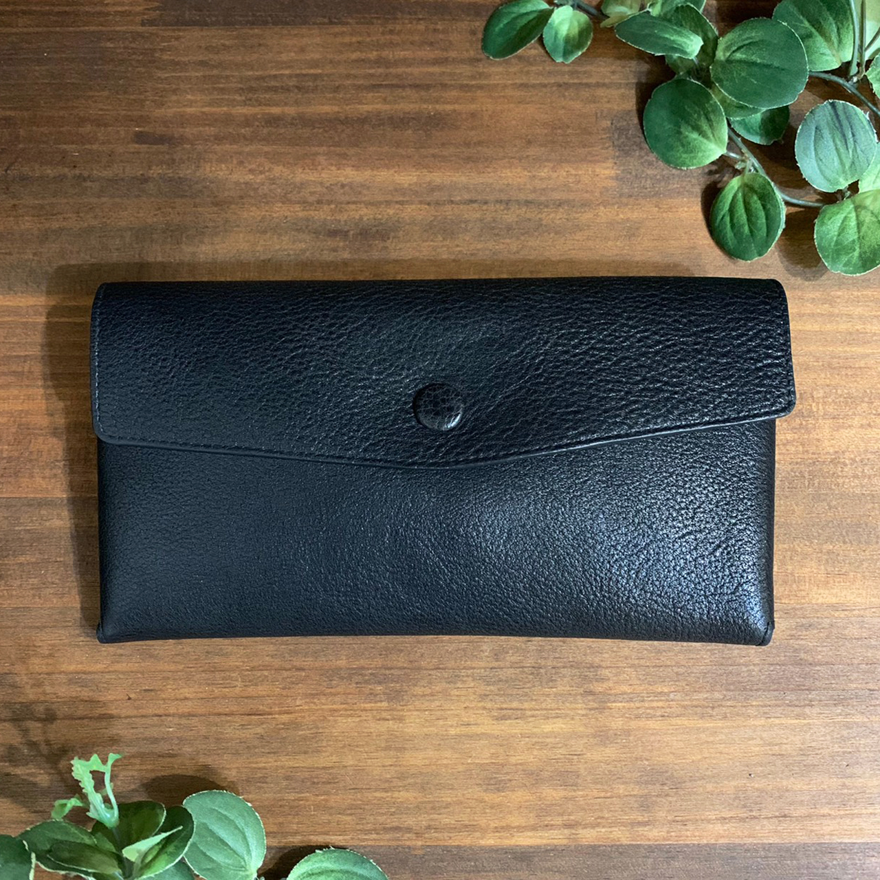 牛革 ブラックボタン長財布 Black 長財布 お札とカードだけ 本革 W0032 Rayzcloset Online Shop