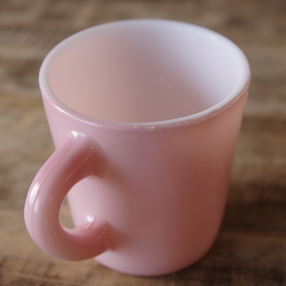 ヘーゼルアトラス Hazel Atlas ミルクガラス マグカップ バレルマグ ピンク 0717 1 ヴィンテージ 食器 レトロ アメリカ 雑貨 Flohmarkt フローマルクト
