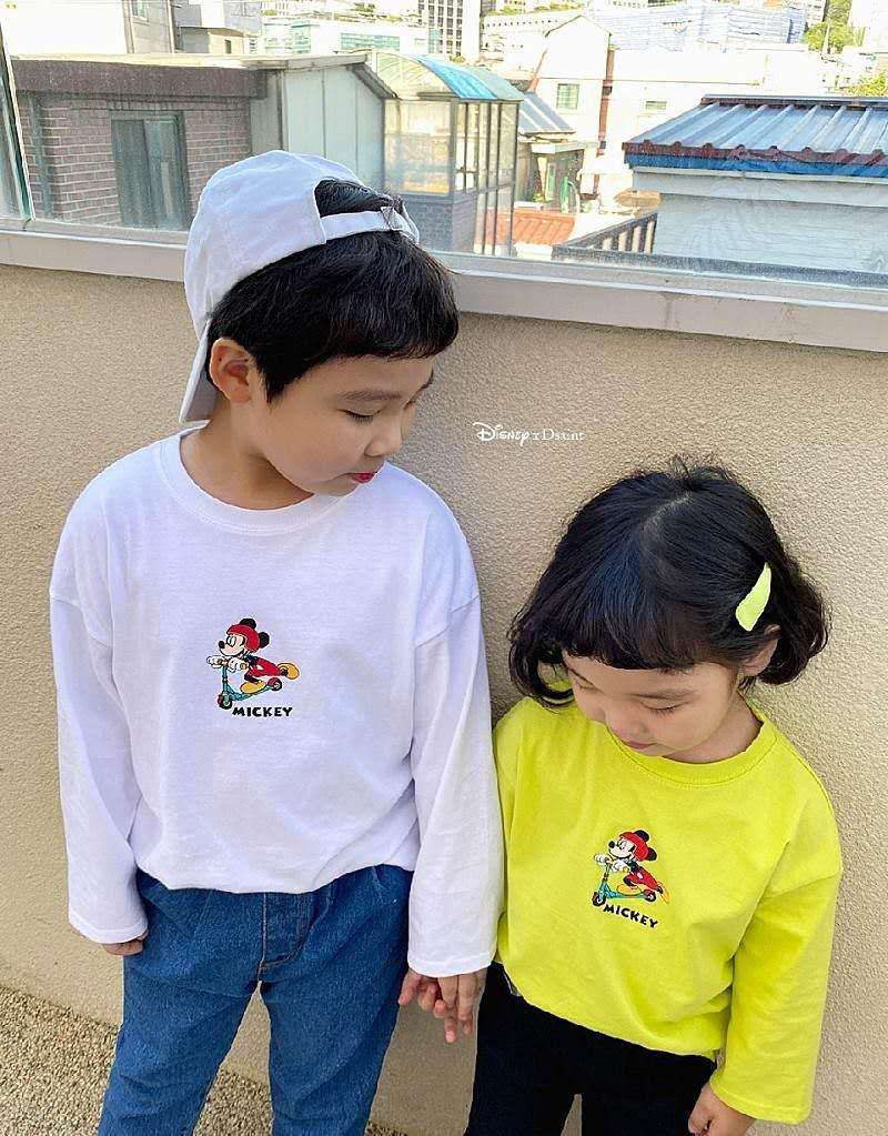 予約商品 韓国子供服 Disney ｘ Dsaint Tシャツ 兄妹お揃い Ybj Shop