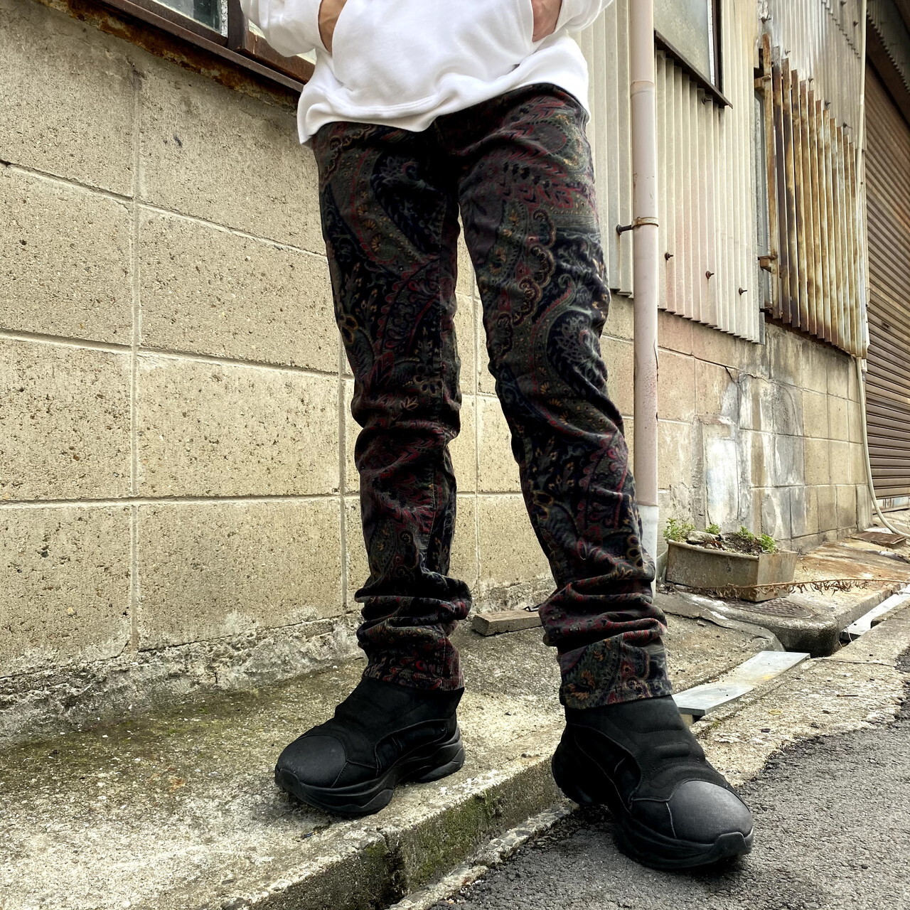 ラルフローレン ペイズリー柄 スリム コーデュロイパンツ レディースw31 メンズ 古着 Lauren Jeans Co Ralph Lauren ローレンジーンズ ロングパンツ Cave 古着屋 公式 古着通販サイト