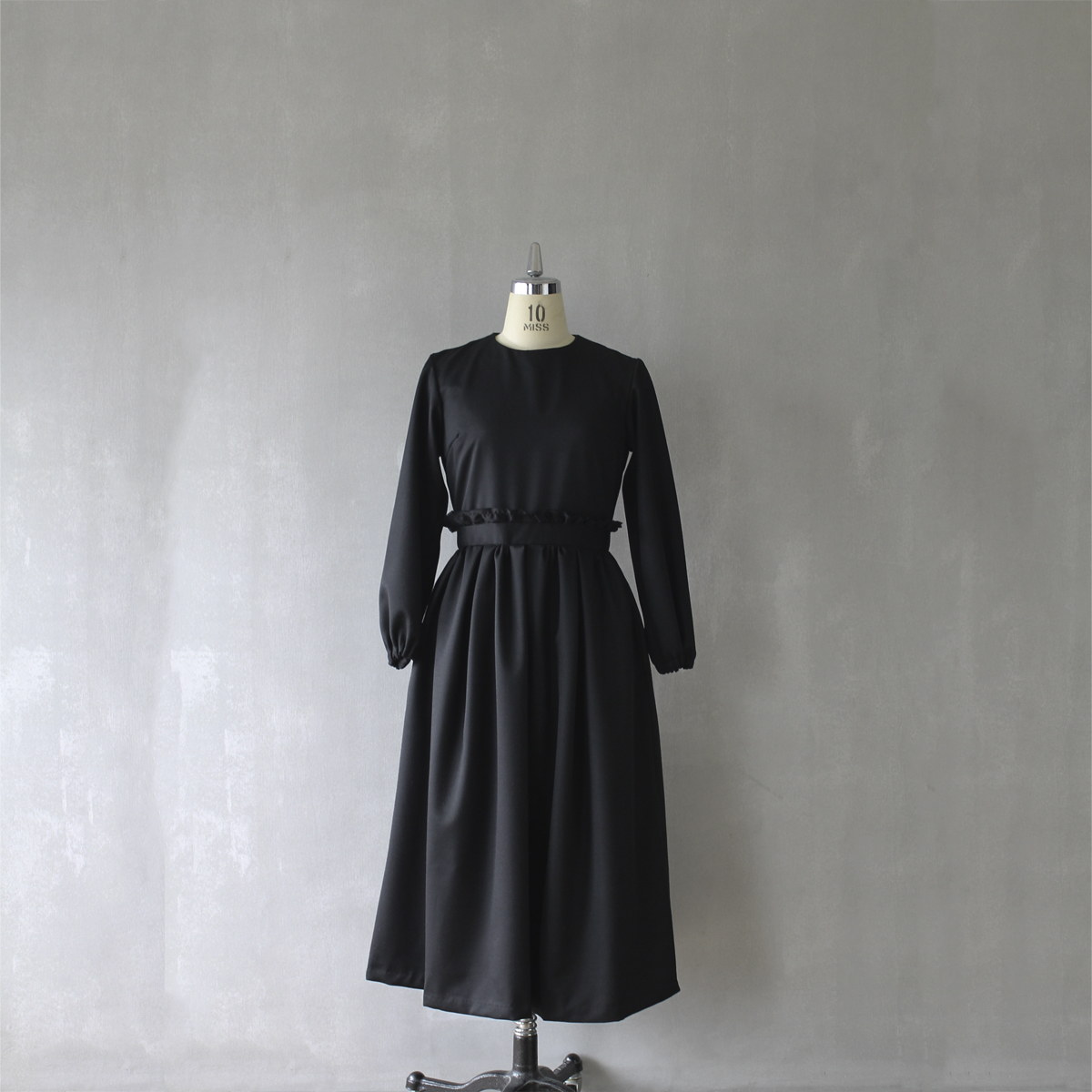 Woolクラシカルワンピース フォーマル Slowpline オーガニックコットン リネン 上質な素材を使った贅沢な日常着