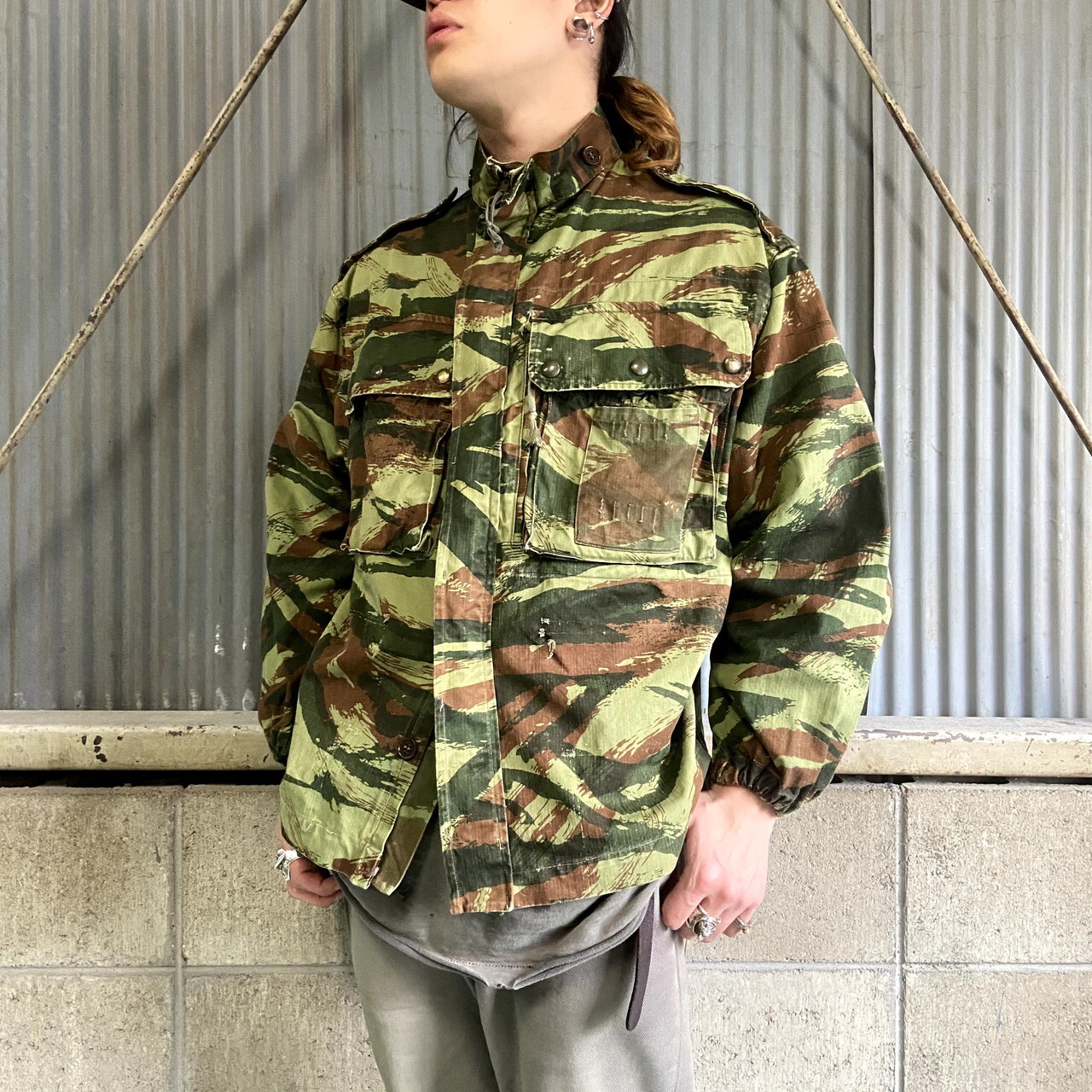 60年代 フランス軍 リザードカモ パラシュートジャケット メンズm相当 ヨーロッパ古着 60s ヴィンテージ ビンテージ ユーロミリタリージャケット 迷彩柄 総柄 ミリタリージャケット Al Cave 古着屋 公式 古着通販サイト