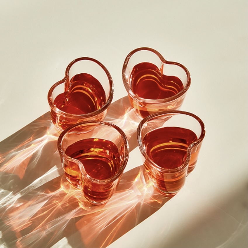 1 1 1 1 Mini Heart Glass 4p Set ミニ ハート グラス テキーラ ショット ソジュ シロップ コップ 焼酎 韓国 雑貨 Tokki Maeul トッキマウル 韓国雑貨通販サイト