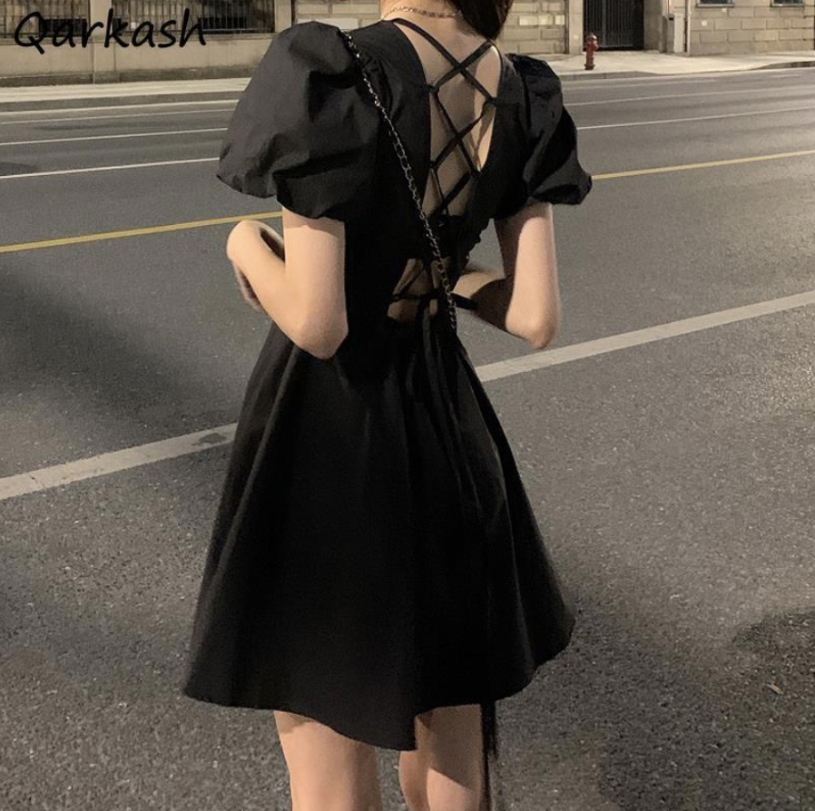 クロスバックリボンワンピ Honeyant