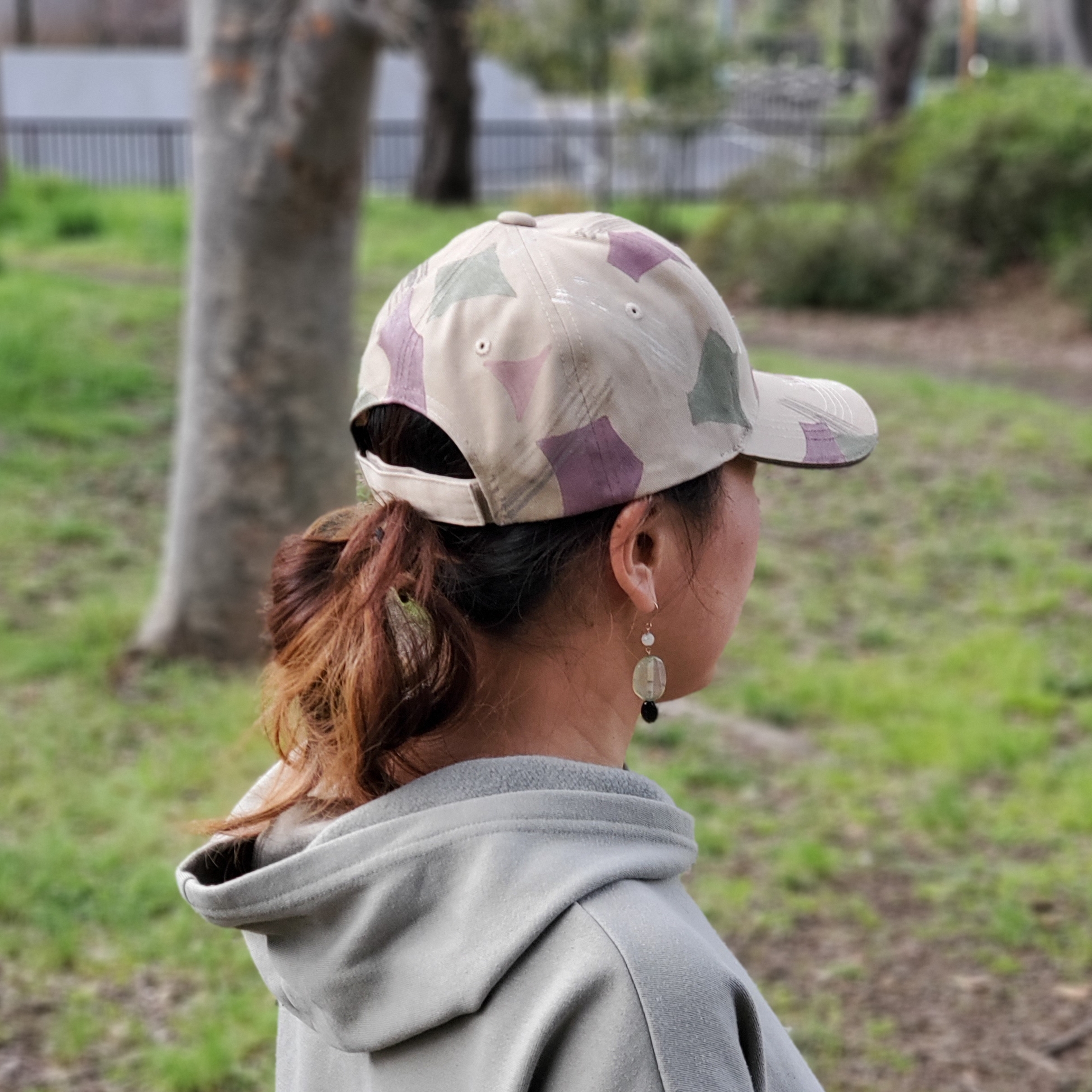 切り紙アートデザインのアウトドアキャップ 切り絵アート 暮らしにひとかけらのアートを 身につけるアート ペイントスリッポンrulah ルーラー