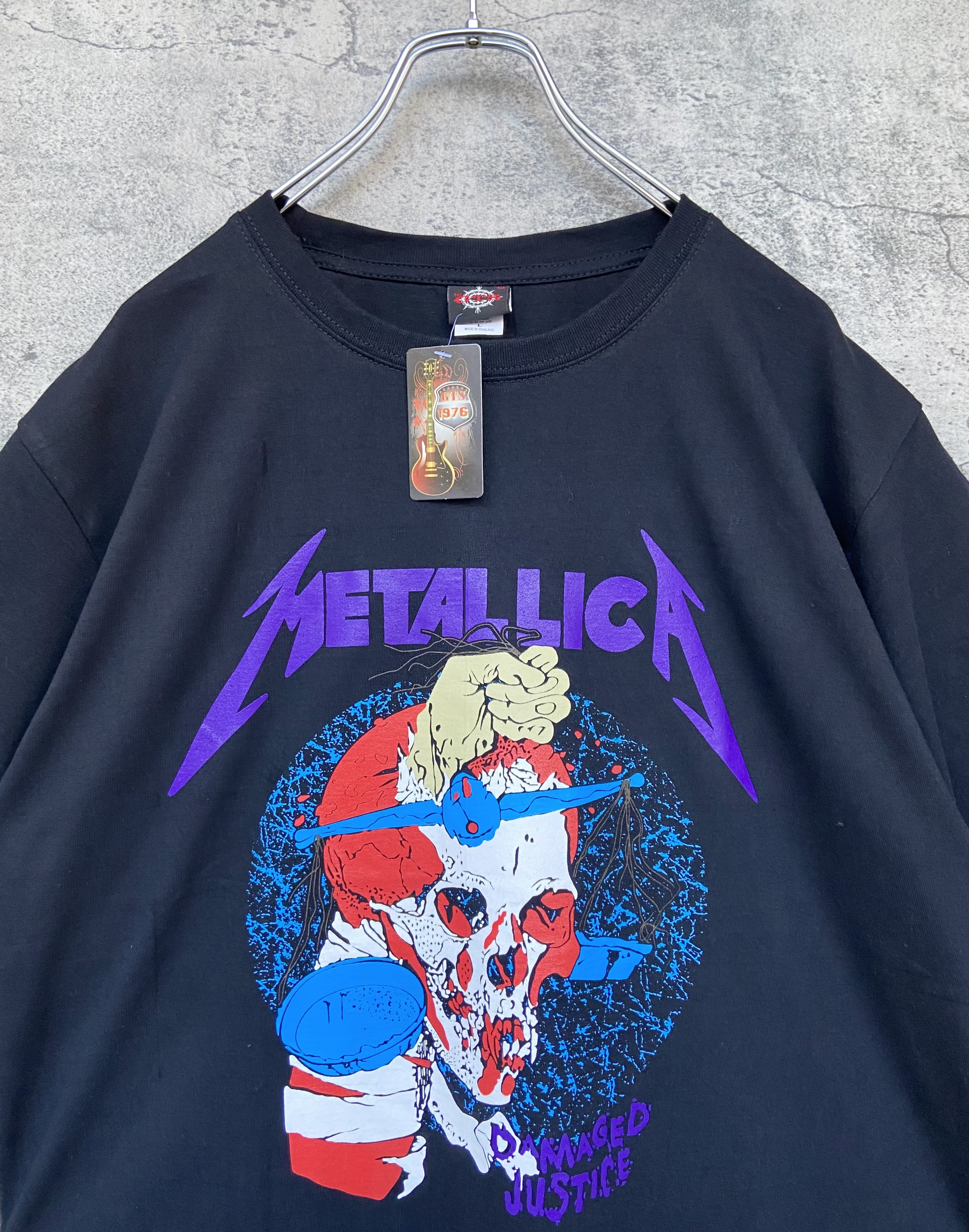 海外バンドtシャツ Metallica メタリカ ブラック 紫 両面ロゴ らくふる古着 リユース リメイク専門のオンライン古着shop
