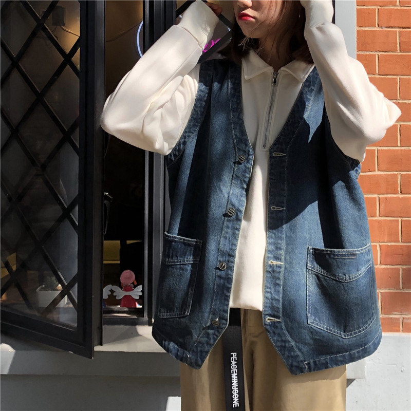 送料無料 トップス レディース ベスト デニム ノースリーブ チョッキ Vネック 羽織 大人カジュアル こなれ感 ラフ おしゃれ アイテム 春 秋 10代 代 30代 ブルーデニム 青 ゆったり 大きめ オーバーサイズ メンズライク お出掛け 旅行 着回し 普段着 定番 ジーンズ 上着