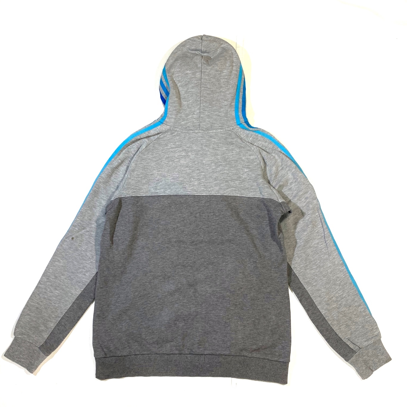 Adidas アディダス ワンポイントロゴ 袖ライン プルオーバー スウェットパーカー グレー レディースm 古着 パーカー Sa50 All15 Cave 古着屋 公式 古着通販サイト