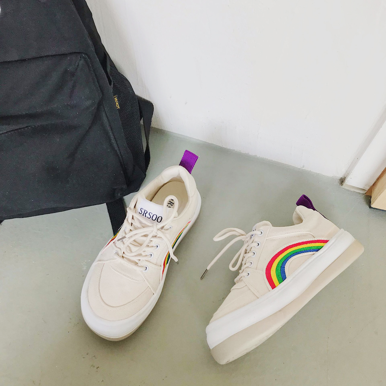 Regit 即納 Rainbow Sneakers 韓国 靴 スニーカー レインボー くつ 履きやすい 10代 代 プチプラ かわいい カジュアル 映える ネット通販 Regit