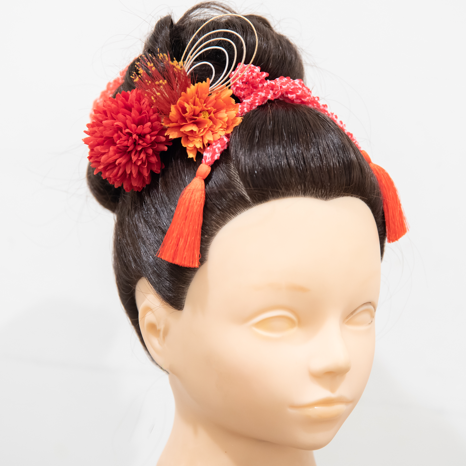 七五三の髪飾り アーティフィシャルフラワーと鹿の子 ちんころ タッセル付き組紐 水引ヘッドパーツa 全身保湿プロダクト Soie スワ By Loufreasy ラフリジー