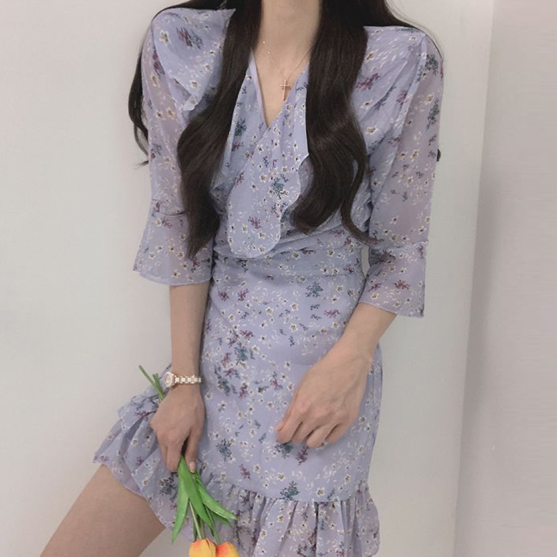 送料無料 ワンピース ミニ丈 ショート丈 五分袖 Vネック シフォン 花柄 くすみカラー フリル お洒落 ガーリー フェミニン 大人可愛い レトロ 春夏 デート 女子会 モテコーデ デイリー 着まわし お出かけ お呼ばれ Eine Katze