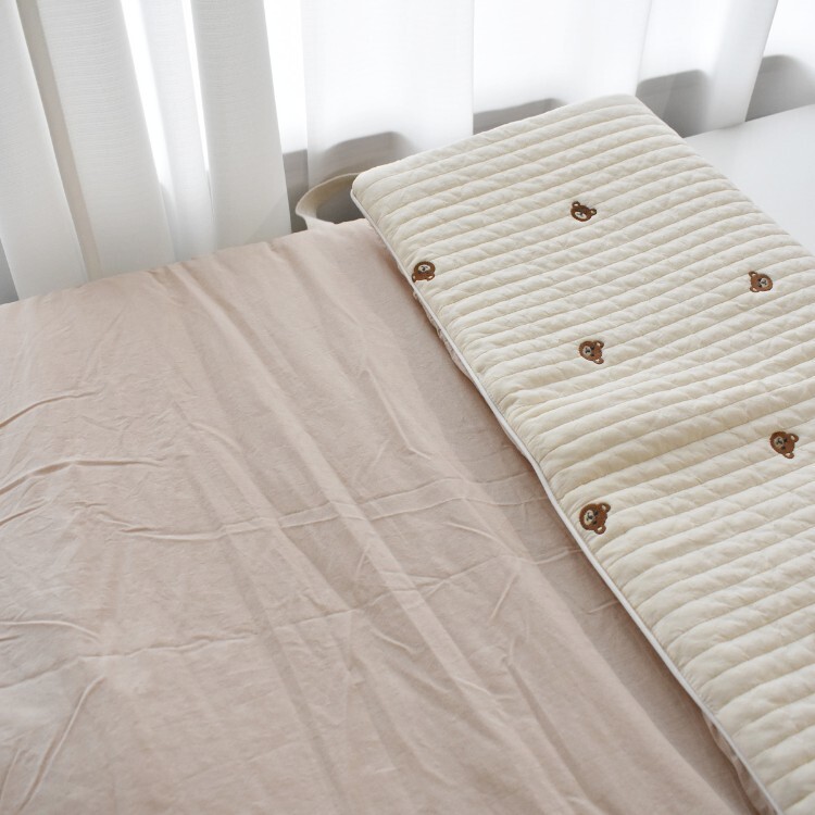 イブル くま フルーツ刺繍 かばん式 お昼寝布団 一体型 軽量タイプ お昼寝マット 赤ちゃん お昼寝かばん イブルと韓国こども服のお店 Deco Desen Base店