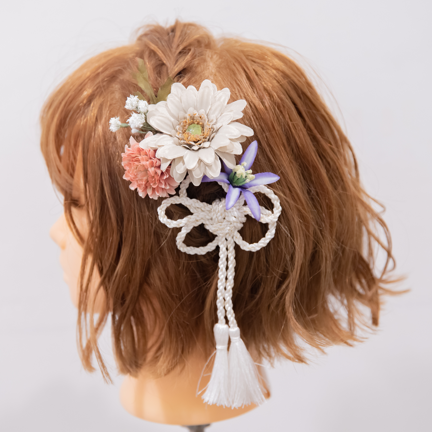 ショートボブやボブヘアーにおすすめ 成人式や前撮りのタッセル付き組紐の髪飾り アーティフィシャルフラワー かすみ草 のヘッドパーツi Loufreasy ラフリジー Gorogoro Gallery ゴロゴロギャラリー 全身保湿プロダクト Soie スワ By Loufreasy ショートボブやボブヘアーにおすすめ 成人式や前撮りのタッセル付き組紐の髪飾り アーティフィシャルフラワー かすみ草 のヘッドパーツi Loufreasy ラフリジー Gorogoro Gallery ゴロゴロギャラリー 全身保湿プロダクト Soie スワ By Loufreasy