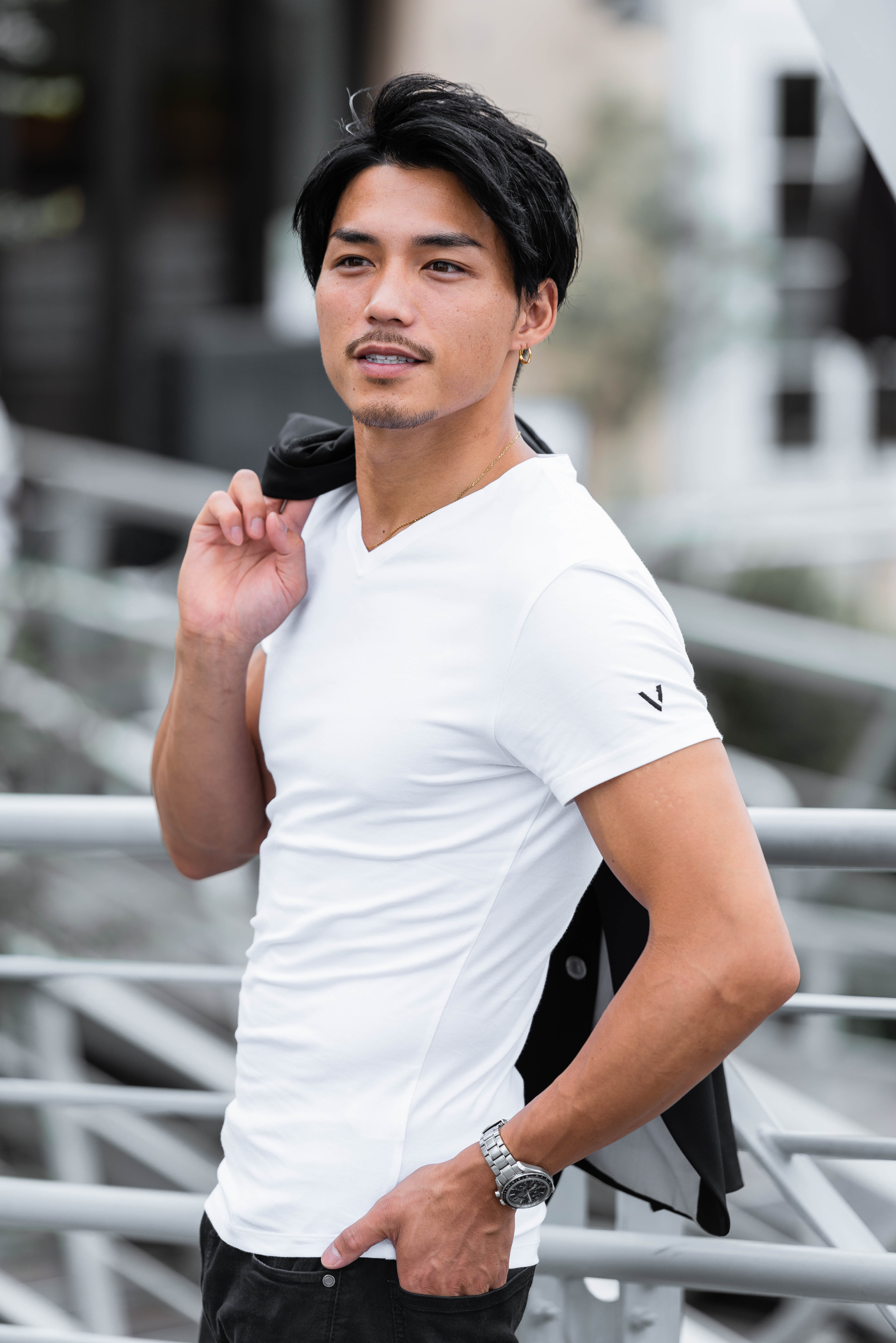 新ブランド Vulky Tシャツ Vネック ホワイト Built Apparel正規輸入代理店 B Style Fitness