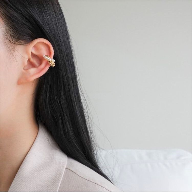 送料無料 コーデにワンアクセント イヤーカフ パール ビーズ ツイスト ねじれ 片耳 イヤリング アクセサリー 華やか きれいめ フェミカジ 大人可愛い 小物 Lamitte Deco トレンド 韓国ファッション ショップ