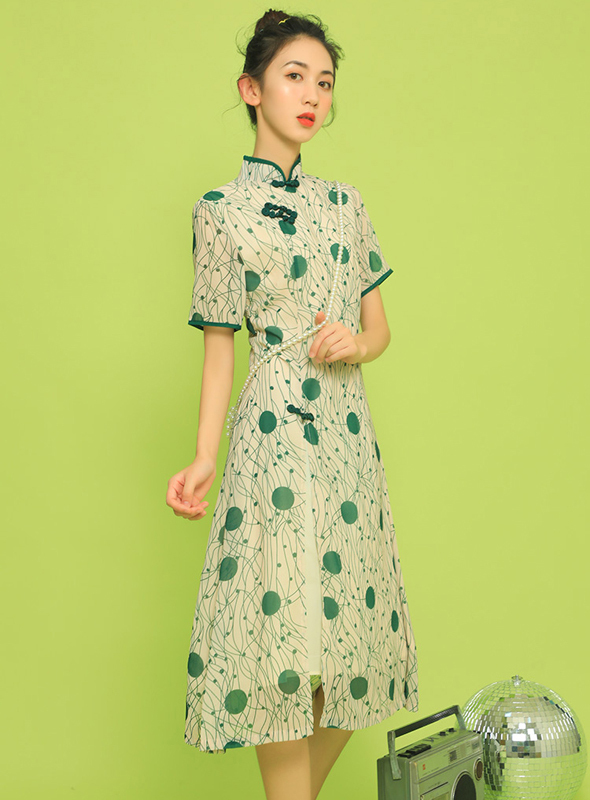 チャイナ風ワンピース 改良唐装 改良漢服 チャイナ風服 中華服 改良型チャイナドレス スタンドネック 半袖 ロング丈 着痩せ 可愛い 普段着 女子会 同窓会 美品 S M L Ll グリーン 緑 ドット柄 Elegant